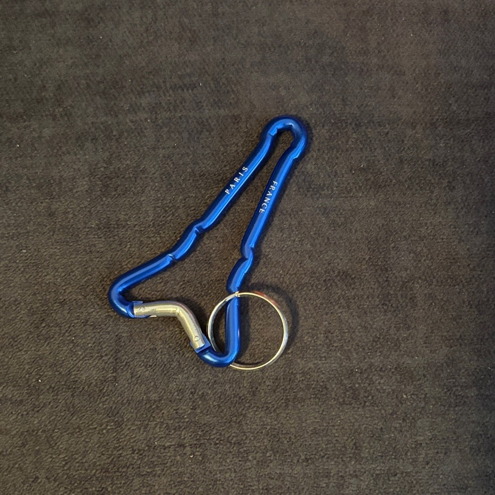 Eiffel Tower Carabiner Keychain